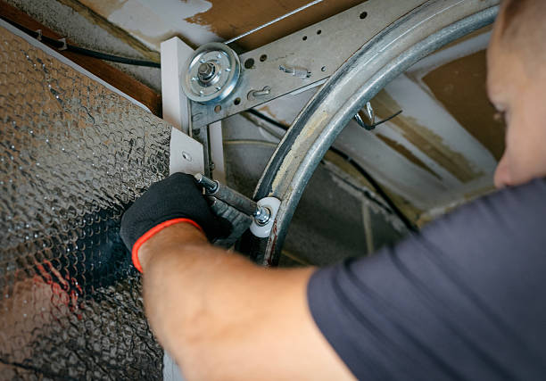 Affordable Garage Door Panel Replacement solutions in Greentown, IN